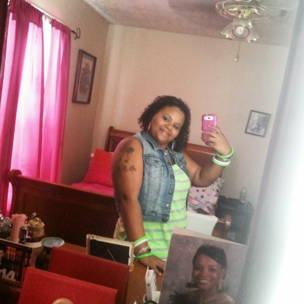 Meet your Posher, Nikikia